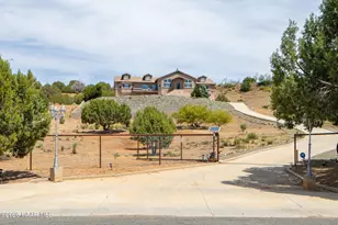 11090 E Ironwood Ln, Dewey-Humboldt, AZ 86327 - Photo 3