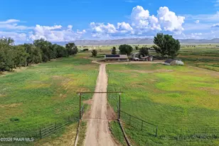 3980 W Rocky Rd, Paulden, AZ 86334 - Photo 1