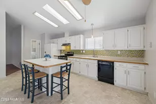 835 N Creekview Dr, Dewey-Humboldt, AZ 86327 - Photo 13