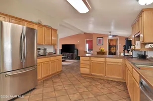 25055 N Naples St, Paulden, AZ 86334 - Photo 9