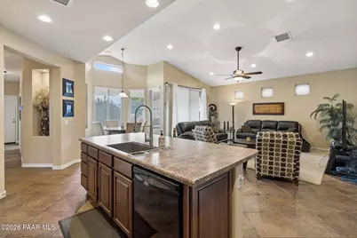 1011 N Cloud Cliff Pass, Prescott Valley, AZ 86314 - Photo 7