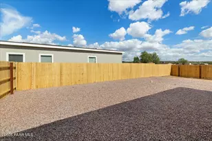 65 W Hawaii Rd, Paulden, AZ 86334 - Photo 27