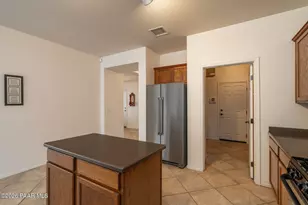 12670 E Tierra Aspera St, Dewey-Humboldt, AZ 86327 - Photo 7