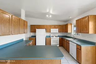 1941 Boardwalk Ave, Prescott, AZ 86301 - Photo 9