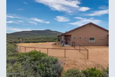 15935 E Lone Fox Trail, Dewey-Humboldt, AZ 86327 - Photo 41