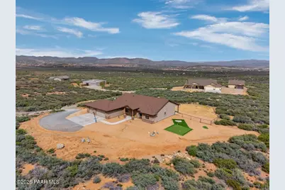 15935 E Lone Fox Trail, Dewey-Humboldt, AZ 86327 - Photo 43