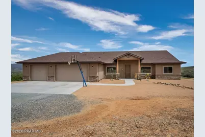 15935 E Lone Fox Trail, Dewey-Humboldt, AZ 86327 - Photo 3