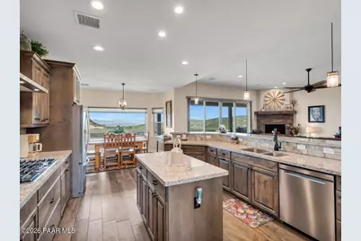 15935 E Lone Fox Trail, Dewey-Humboldt, AZ 86327 - Photo 19