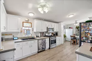 3770 W Harvest Way, Paulden, AZ 86334 - Photo 11