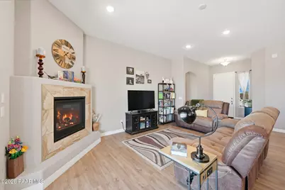 5399 N Evans Way, Prescott Valley, AZ 86314 - Photo 3