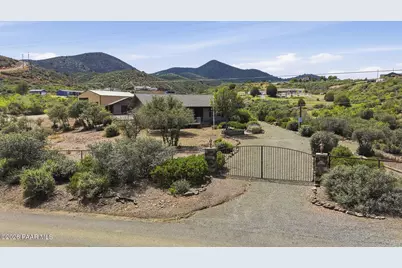 14621 E Lazy River Drive, Dewey-Humboldt, AZ 86329 - Photo 3