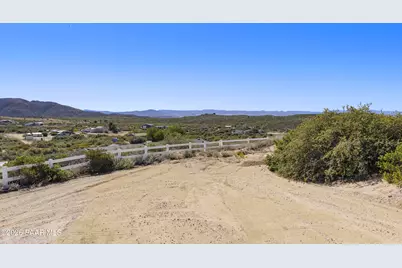 1699 N Trinity Lane, Dewey-Humboldt, AZ 86327 - Photo 7
