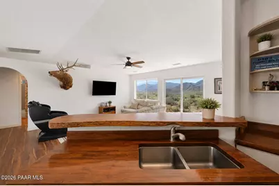 17200 S Dripping Springs Road, Mayer, AZ 86333 - Photo 15