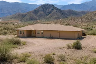 17200 S Dripping Springs Rd, Mayer, AZ 86333 - Photo 1