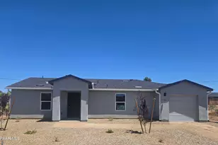 20182 E Lakeside Rd, Cordes Lakes, AZ 86333 - Photo 1