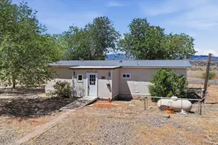 192 N Outback Rd, Dewey-Humboldt, AZ 86327 - Photo 17