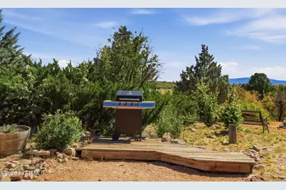 10080 W Tough Country Trail, Skull Valley, AZ 86305 - Photo 25