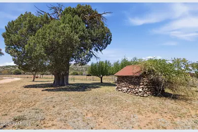 10080 W Tough Country Trail, Skull Valley, AZ 86305 - Photo 139