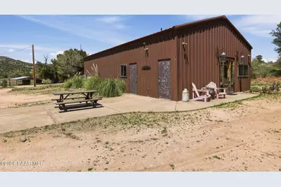 10080 W Tough Country Trail, Skull Valley, AZ 86305 - Photo 101