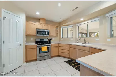 7322 N Pinnacle Pass Drive, Prescott Valley, AZ 86315 - Photo 11