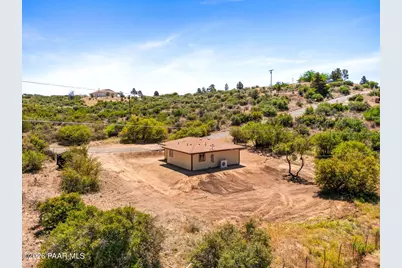 18290 S Niblick Drive, Peeples Valley, AZ 86332 - Photo 5