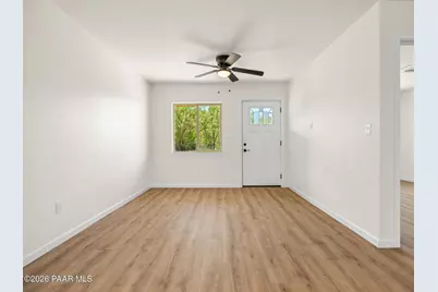 18290 S Niblick Drive, Peeples Valley, AZ 86332 - Photo 11