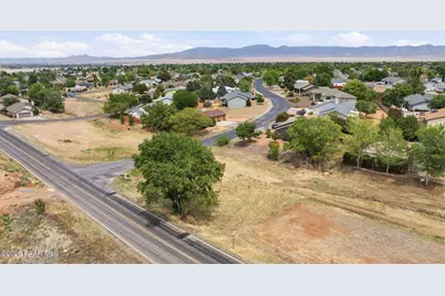 4251 N Agua Fria Drive, Prescott Valley, AZ 86314 - Photo 15
