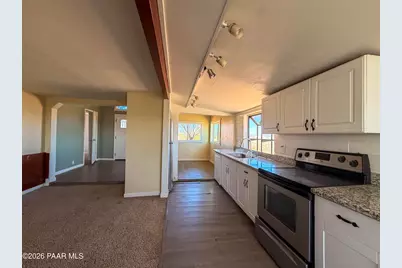 9275 E Chestnut Hill Avenue, Dewey-Humboldt, AZ 86327 - Photo 13