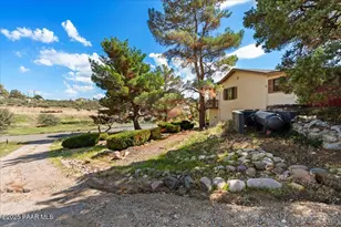 18246 S Henry Coe Rd, Peeples Valley, AZ 86332 - Photo 15