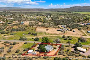 18246 S Henry Coe Rd, Peeples Valley, AZ 86332 - Photo 19