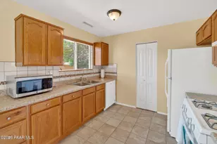 8383 E Stevens Dr, Prescott Valley, AZ 86314 - Photo 13