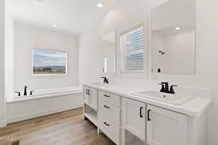 12521 N Permian Way, Prescott Valley, AZ 86315 - Photo 13