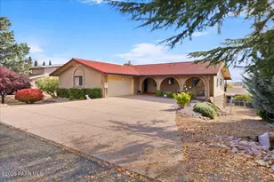 11103 E Ironwood Ln, Dewey-Humboldt, AZ 86327 - Photo 3