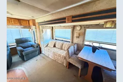 64550 N Flaming Star Drive, Seligman, AZ 86434 - Photo 25