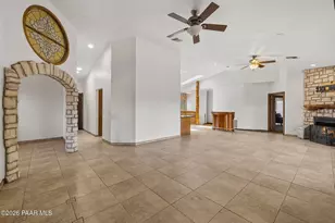 17495 W Ravens Nook, Peeples Valley, AZ 86332 - Photo 11
