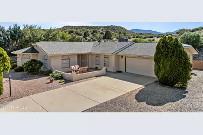 666 N Hopi Trail, Dewey-Humboldt, AZ 86327 - Photo 1