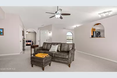 666 N Hopi Trail, Dewey-Humboldt, AZ 86327 - Photo 5