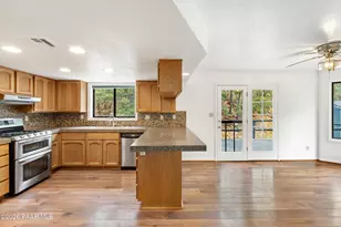 998 W Canyon Dr, Prescott, AZ 86303 - Photo 9