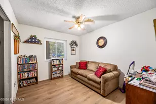 1319 S Monte Tesoro Dr, Cottonwood, AZ 86326 - Photo 9