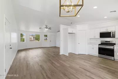 6065 N Dodge Drive, Prescott Valley, AZ 86314 - Photo 11