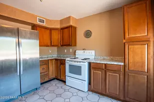 33750 S Ridgeway Rd, Black Canyon City, AZ 85324 - Photo 3