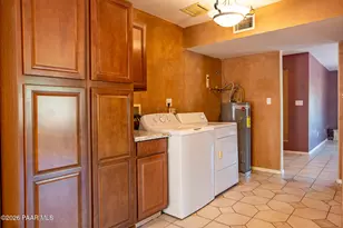 33750 S Ridgeway Rd, Black Canyon City, AZ 85324 - Photo 15