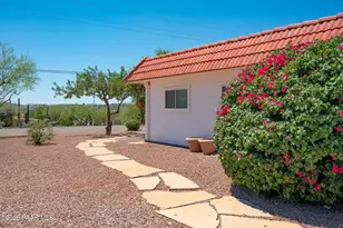 33750 S Ridgeway Rd, Black Canyon City, AZ 85324 - Photo 25