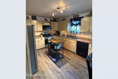 8601 E Crater Court, Prescott Valley, AZ 86314 - Photo 3