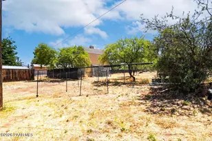20827 E Cedar Dr, Mayer, AZ 86333 - Photo 21