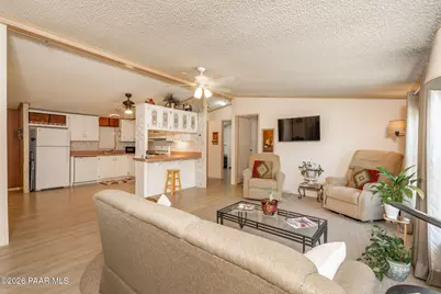 633 N Vermillion Drive, Dewey-Humboldt, AZ 86327 - Photo 5