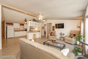 633 N Vermillion Dr, Dewey-Humboldt, AZ 86327 - Photo 5