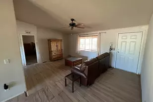 9 Keller Pl, Ash Fork, AZ 86320 - Photo 17