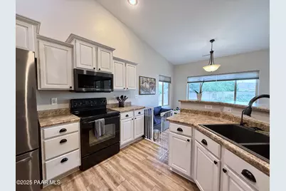 6622 E Farmstead Road, Prescott Valley, AZ 86314 - Photo 13