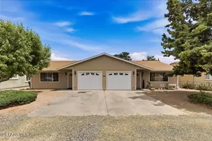 3211 N Bumblebee Dr, Prescott Valley, AZ 86314 - Photo 1